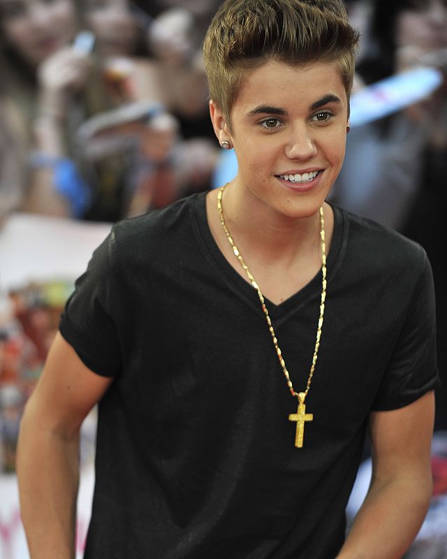 Justin Bieber con tupé