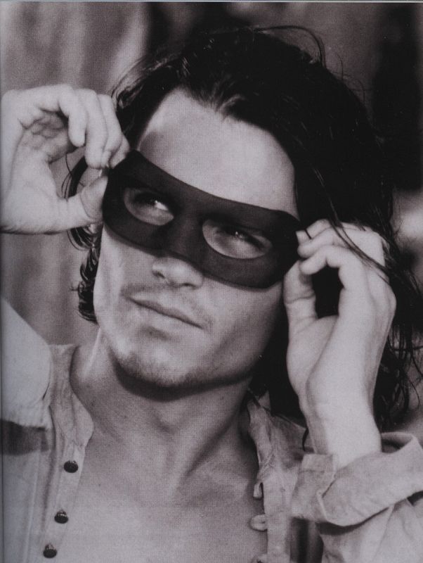 Johnny Depp, guapísimo en 'Don Juan De Marco' (1994)