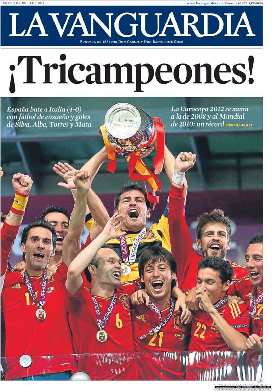"¡Tricampeones!", titula y abre a toda página el diario 'La Vanguardia'.