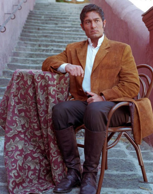 Manuel Fuentes en Amor real