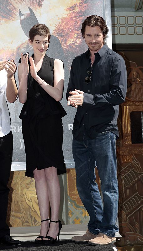 Anne Hathaway y Christian Bale