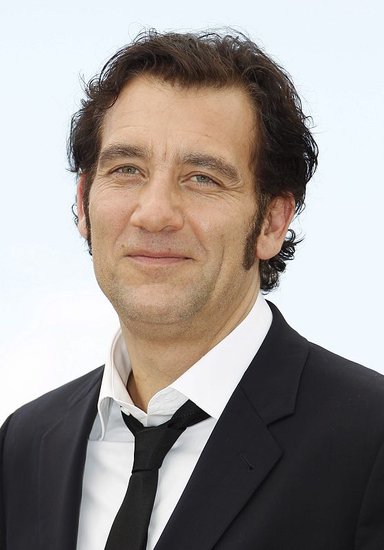 Clive Owen - Emmy 2012
