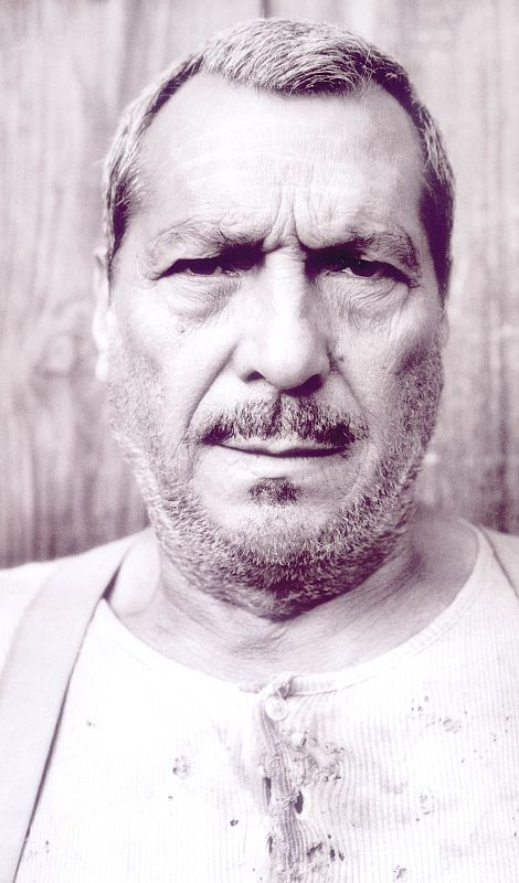 Sancho Gracia en la película '800 balas'