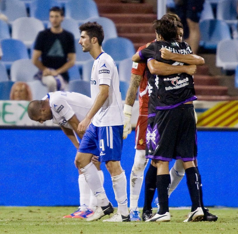 El estadio que menos aficionados acogió fue La Romareda con tan solo 8.000 espectadores, en el partido disputado el lunes a las 23.00 horas entre el Zaragoza y el Valladolid.