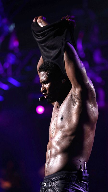 Usher en el iTunes Festival 2012