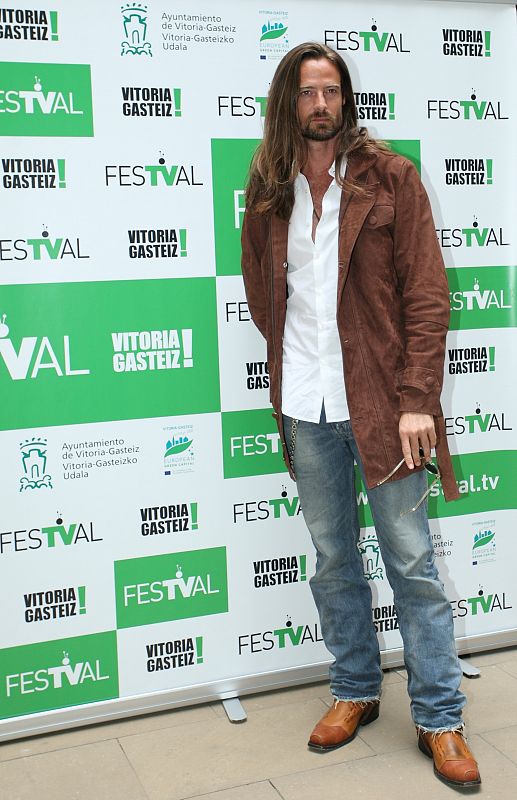 William Miller en el Festival de Televisión de Vitoria durante la presentación de Isabel.