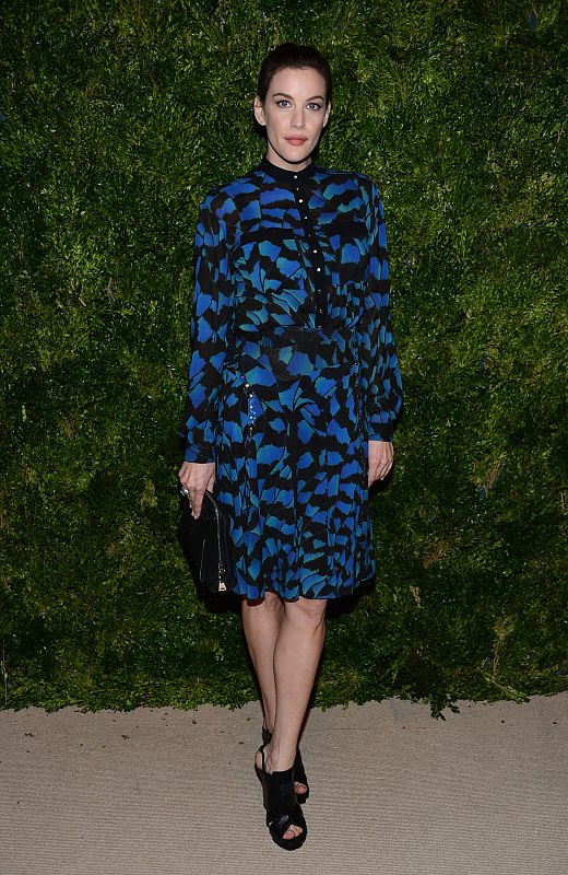 Liv Tyler con un diseño de Proenza Schouler