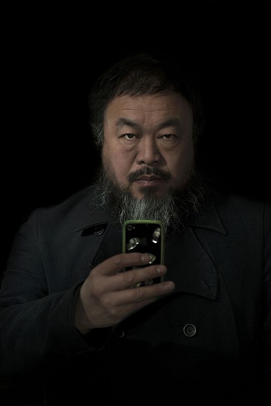 El artista Ai Wei Wei, en Pekín. Este retrato de Ai Stefen Chow, de Malasia, le ha valido el segundo premio en la categoría de Retratos