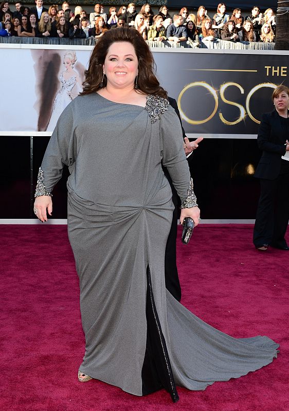 La actriz Melissa McCarthy ha tenido su singular estilo sobre la alfombra roja.