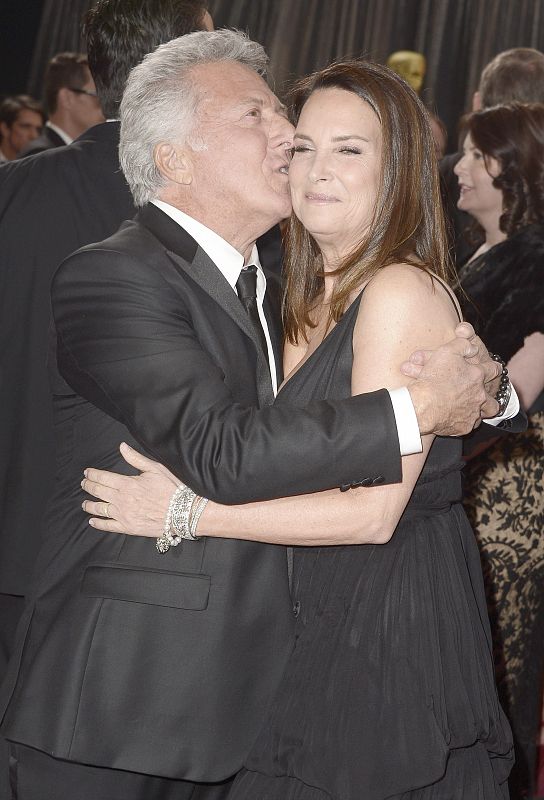 Dustin Hoffman y su esposa Lisa.