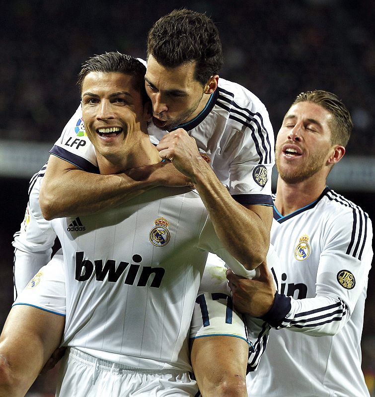 EL REAL MADRID CELEBRA EL 0-2