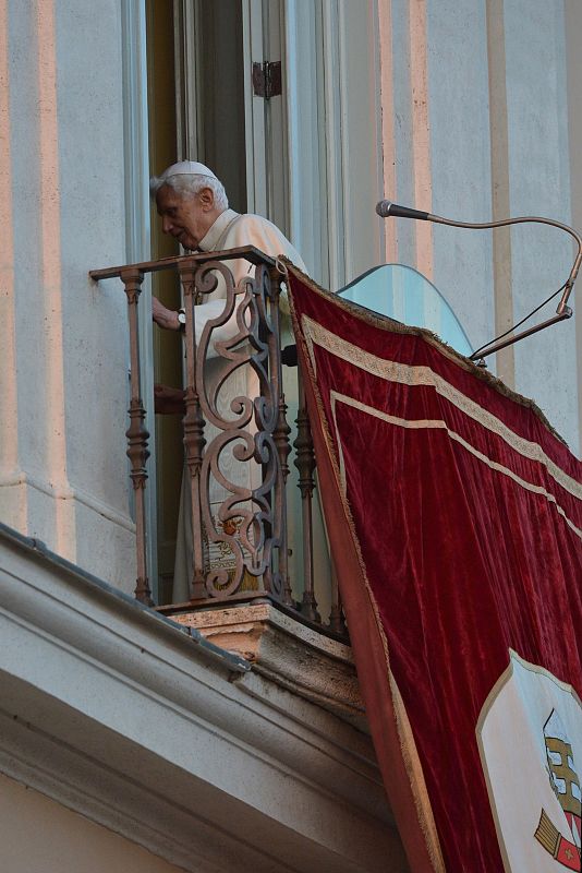 Última imagen de Benedicto XVI como papa