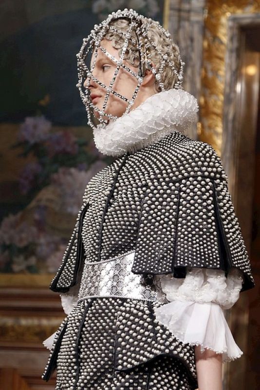 Alexander McQueen, otoño e invierno 2013/14