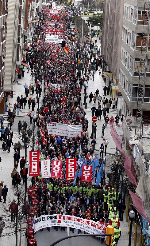 PROTESTA CONTRA EL PARO, LOS RECORTES Y LA CORRUPCIÓN POLÍTICA