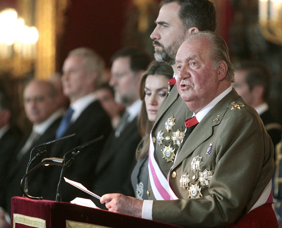 El rey Juan Carlos junto al príncipe Felpie en la Pascual Militar de 2013