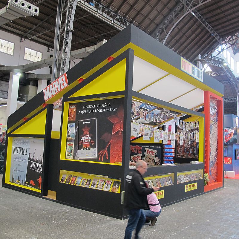 Stand de Panini que, según su Director de Pubicaciones, José Luis Córdoba, "Es un homenaje a los Kioskos, porque cada año desaparecen más de mil en España"