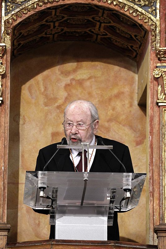 CABALLERO BONALD RECIBE HOY EL PREMIO CERVANTES DE MANOS DEL PRÍNCIPE FELIPE