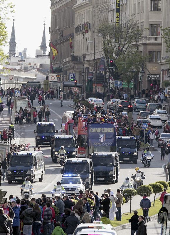 ATLÉTICO CELEBRA CON LOS AFICIONADOS LA DÉCIMA COPA DEL REY