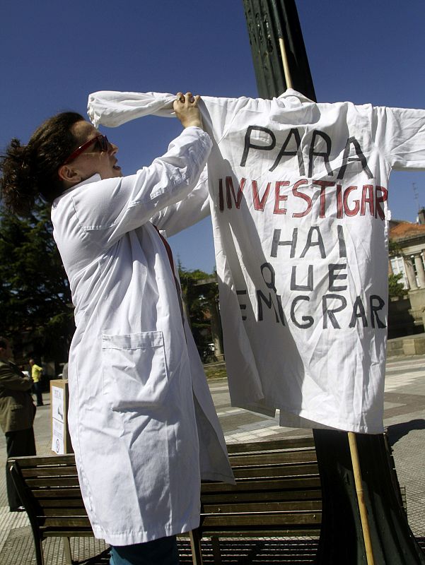MANIFESTACIÓN DE INVESTIGADORES DEL CIM EN VIGO