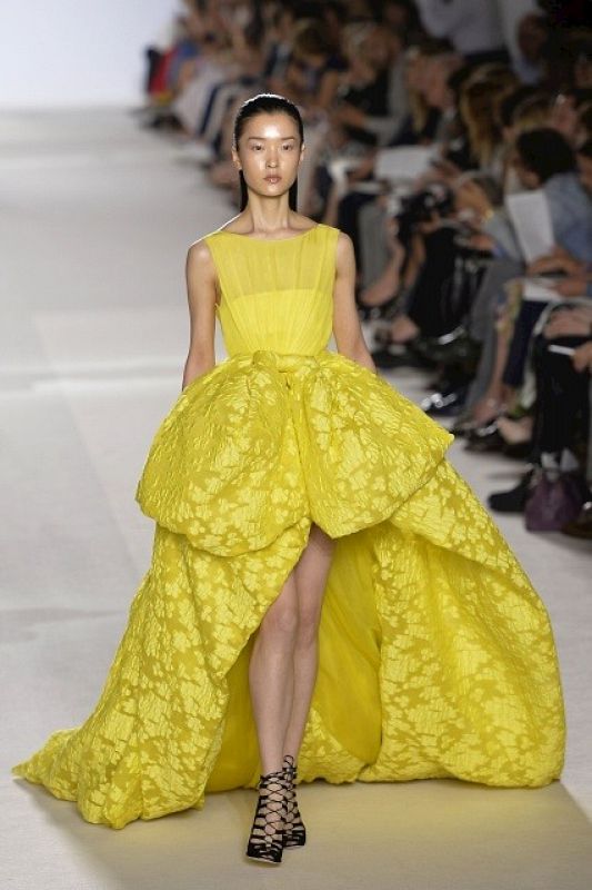 Desfile de Giambattista Valli. Alta costura de París