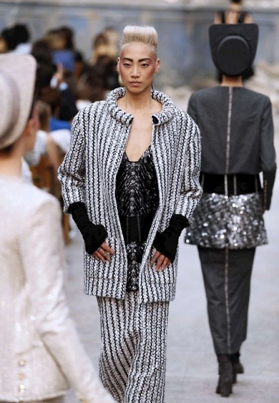 Desfile de Chanel. Alta costura de París