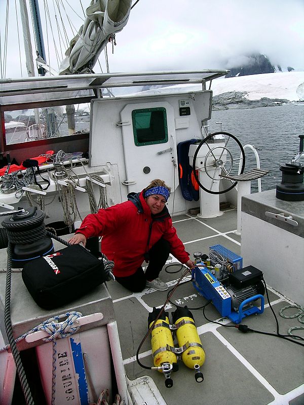 Preparando el equipo de buceo