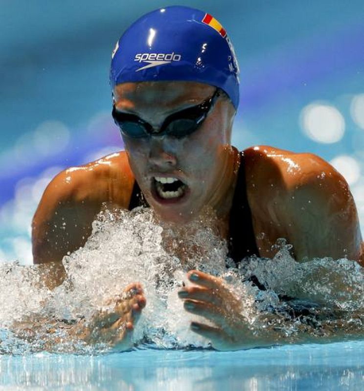 La nadadora española, Marina Garcia Urzainqui, durante la semifinal de los 100 m. braza de los Campeonatos del Mundo de Natación de Barcelona. García ha batido el récord de España con 1:07.63. 