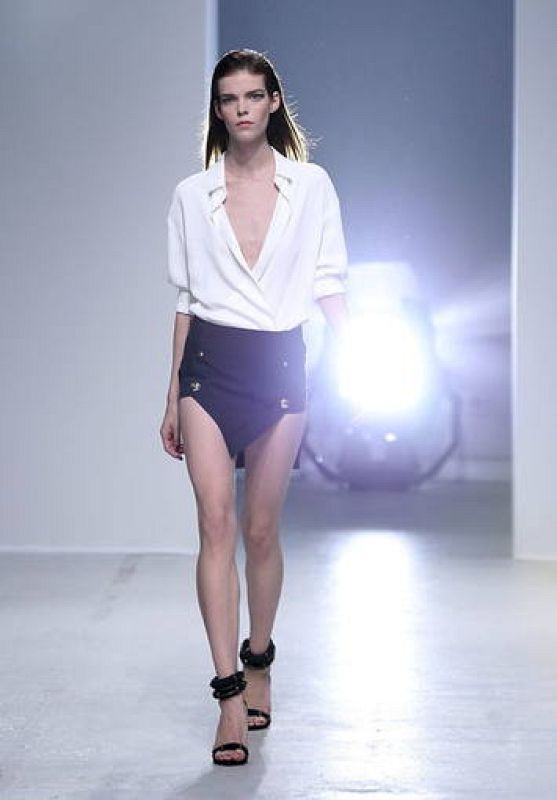  Anthony Vaccarello, primavera y verano 2014