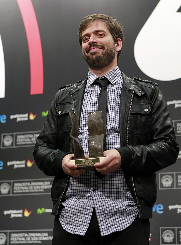 Fernando Coimbra muestra el Premio Horizontes