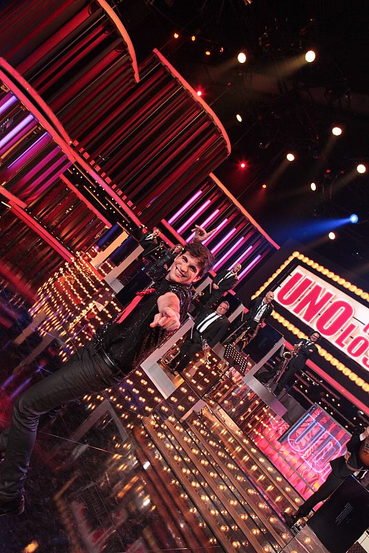 Conocemos a los 14 concursantes el programa y a los 'bailongos'