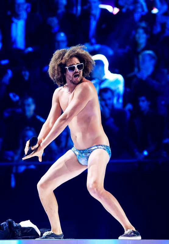 El cantante y DJ estadounidense, Redfoo en su actuación en la gala de premios EMa de MTV en Ámsterdam