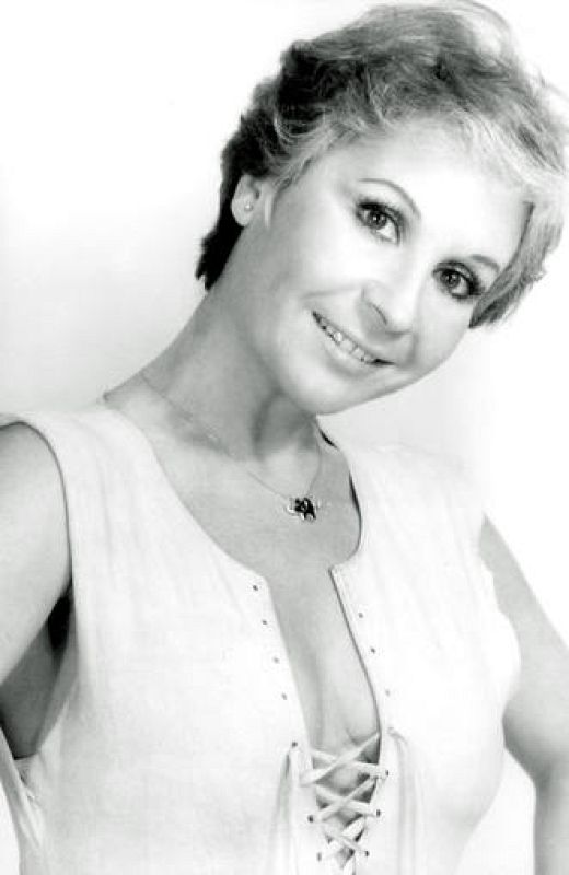 Imagen de archivo de Lina Morgan (1999)  