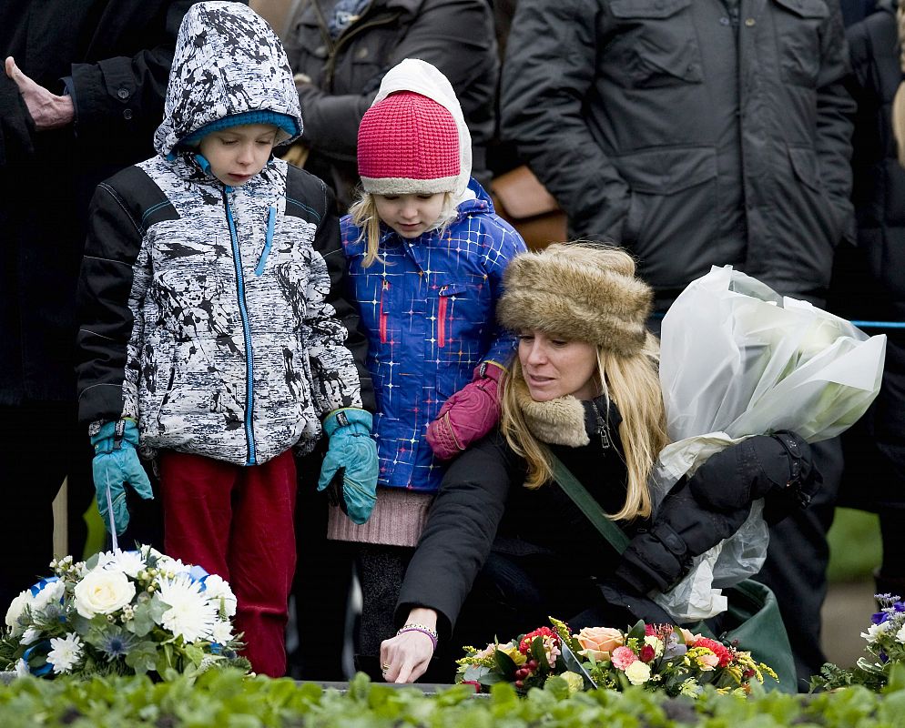 Britain marks 25th anniversary of Lockerbie bombing