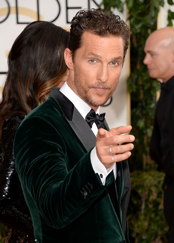 Matthew McConaughey llega a los Globos de Oro en solitario.