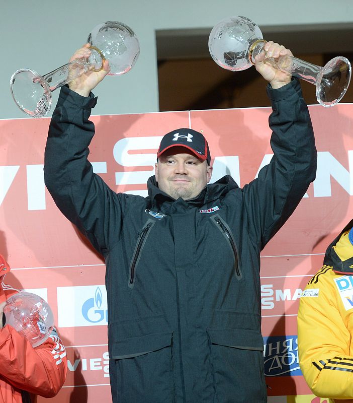 El piloto estadounidense de bobsleigh Steven Holcomb