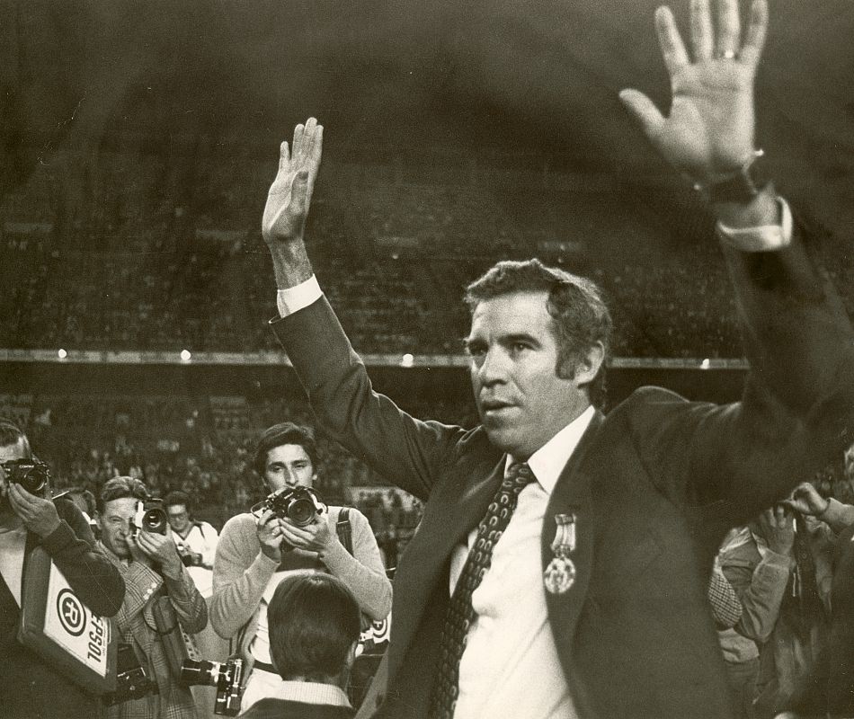 MUERE LUIS ARAGONÉS