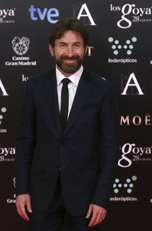 Antonio de la Torre, nominado a Mejor Actor por 'Caníbal' y a Mejor Interpretación Masculina de Reparto por 'La gran familia española', posando en la alfombra roja.