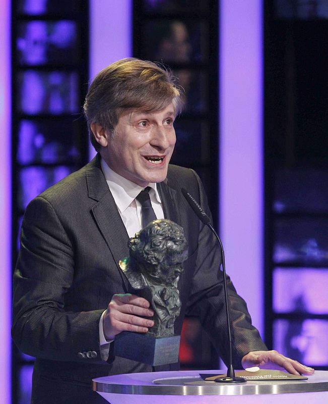 El realizador Gaizka Urresti agradece el Goya a Mejor cortometraje de ficción, por su trabajo en 'Abtenerse agencias'.