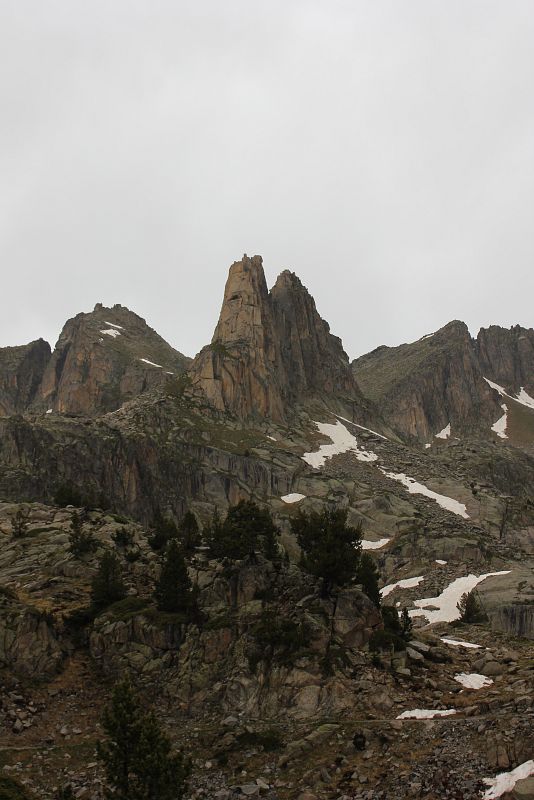 Las vertiginosas Agulles d'Amitges. Objetivo de Edurne y Judit