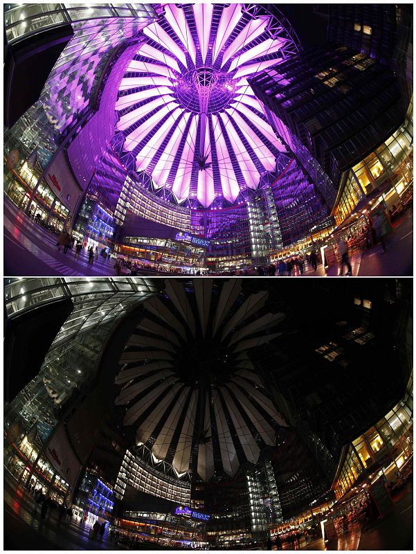 El Sony Center en la plaza de Potsdamer, en Berlín, antes y durante el apagón de "La hora del planeta"