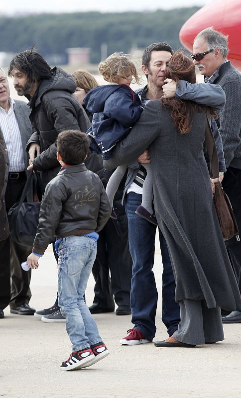 JAVIER ESPINOSA Y RICARDO GARCÍA LLEGAN A MADRID TRAS SEIS MESES DE SECUESTRO