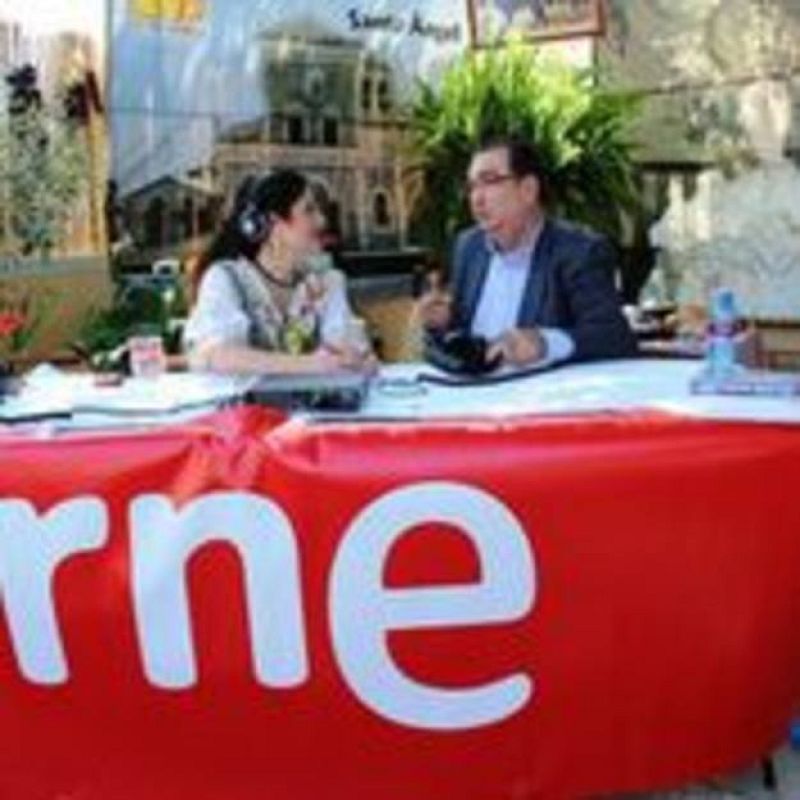 Radio 5 celebra su 20 aniversario en el Bando de la Huerta de Murcia desde la peña huertana el Almirez instalada en el Centro Malecón de Murcia