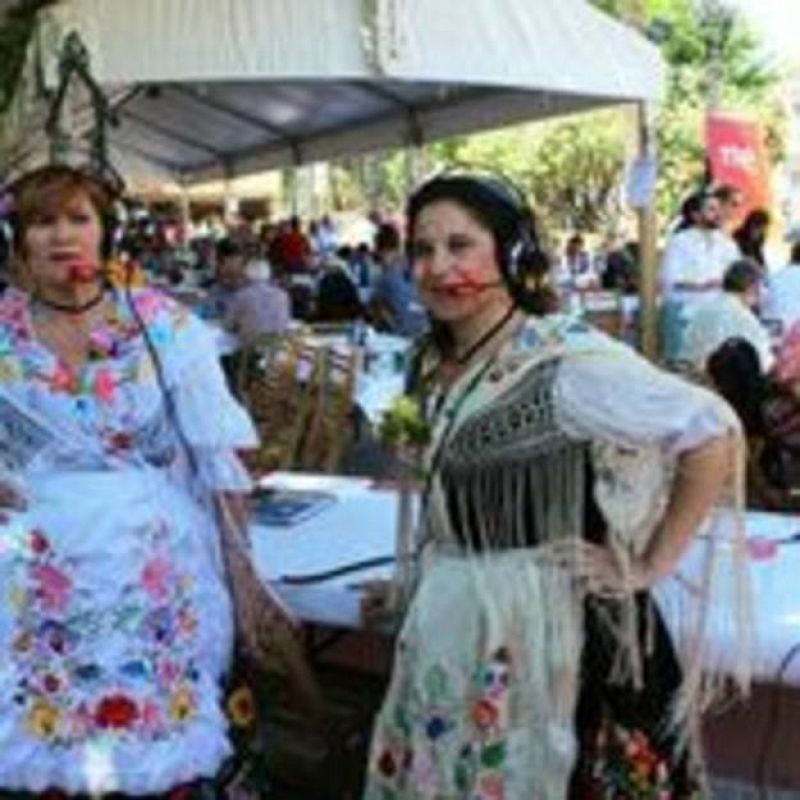 Radio 5 celebra su 20 aniversario en el Bando de la Huerta de Murcia desde la peña huertana el Almirez instalada en el Centro Malecón de Murcia