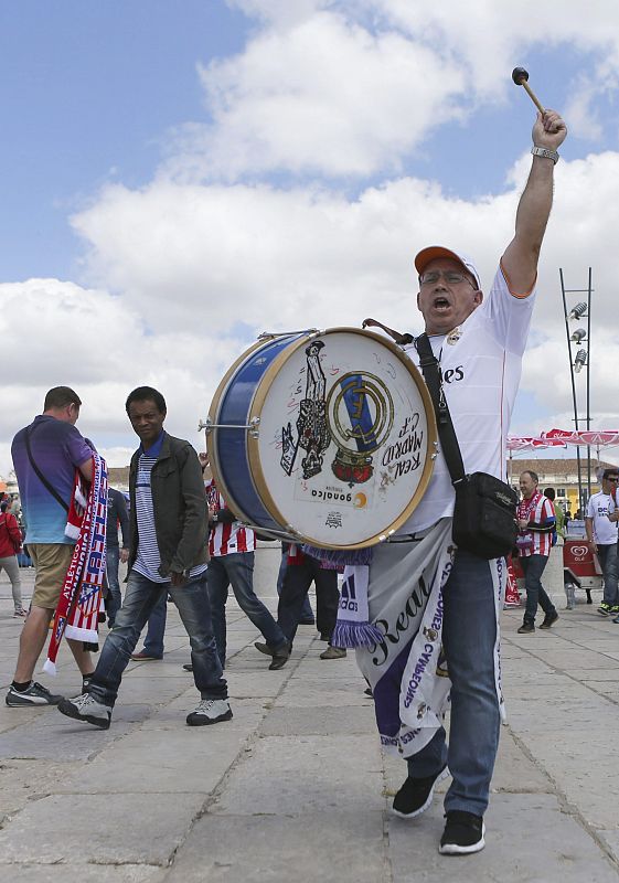 El bombo madridista no deja de atronar por el centro lisboeta.