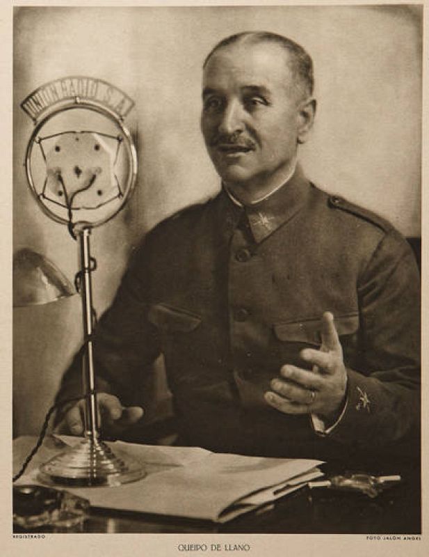 Jalón Ángel (fotografía) y Alberto Duce (diseño de cubierta). Forjadores de imperio. Zaragoza: Ediciones Jalón Ángel, 1939.