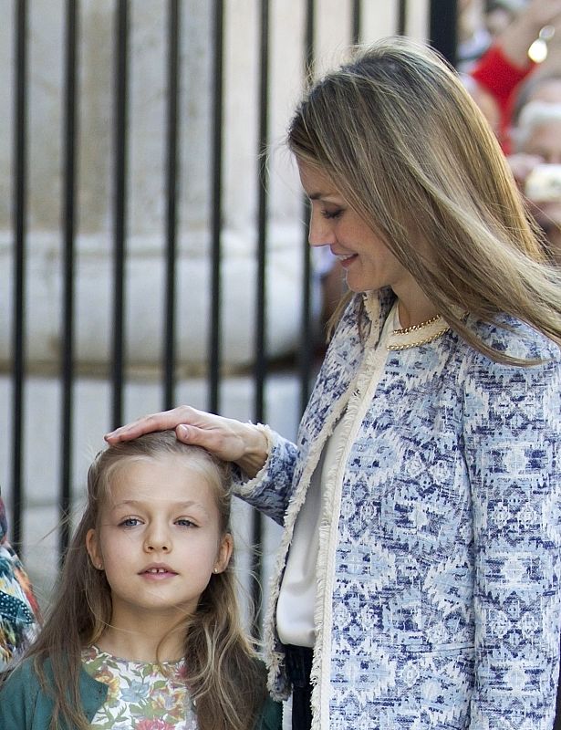 La princesa Letizia y la infanta Leonor en una imagen tomada en marzo de 2013.