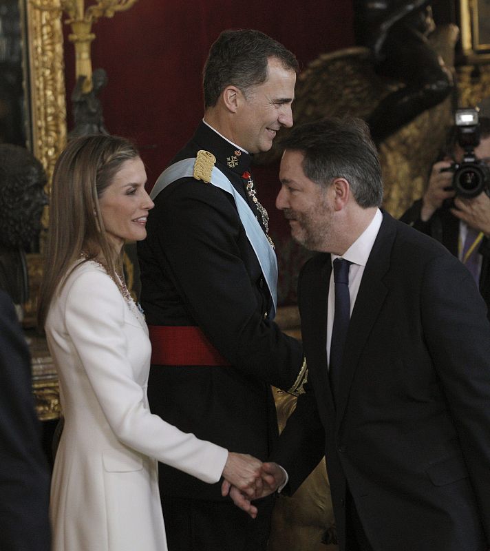 El director de ABC, Bieito Rubido, en la recepción a los representantes instucionales en el Palacio Real con motivo de la proclamación del rey.