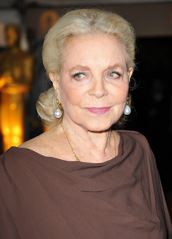 A lo largo de su carrera recibió un premio de Sindicato de Actores, dos premios Tony de teatro, el Premio Donostia, el Cecil B. DeMille y el César Horífico