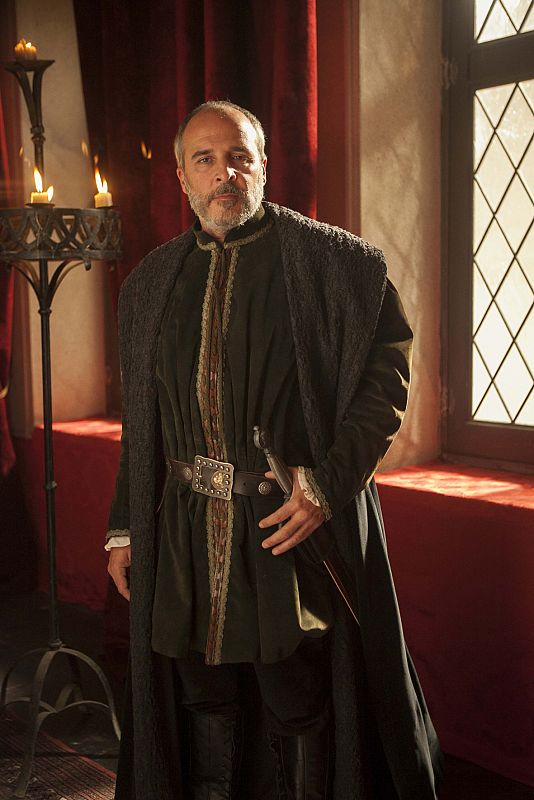 Personajes de Isabel en la tercera temporada