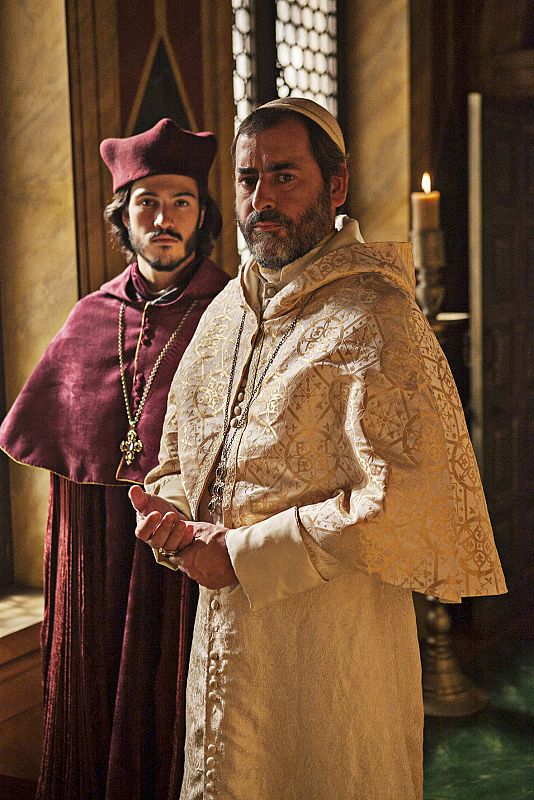 Personajes de Isabel en la tercera temporada